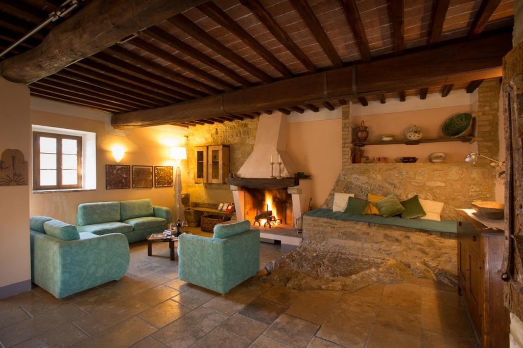 Agriturismo Podere Costarella Radicondoli Kültér fotó